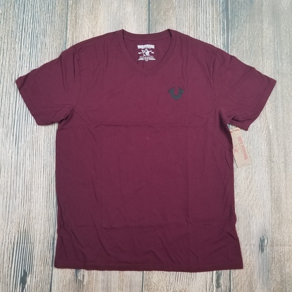maroon true religion shirt